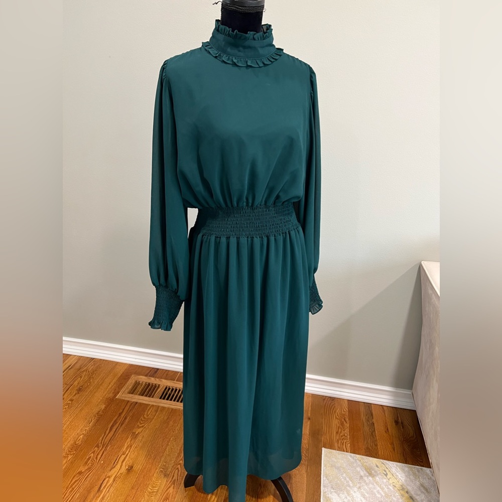 NWT Dark Green Maxi Dress